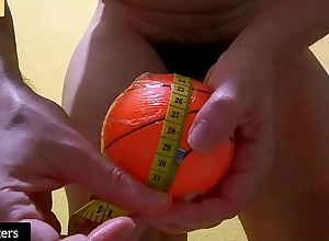 Ball of 29 centimeters (hard object no soft)