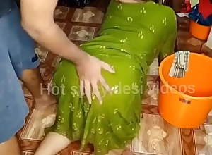 India desi pembantu seks panas dengan pemilik