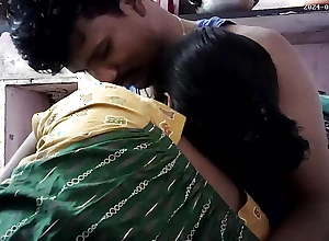 Indian digs wife beamy black boobs