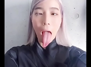 Ahegao floosie with pine tongue